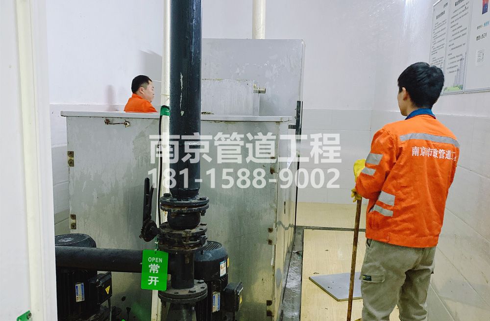 302饭店隔油设备清洗